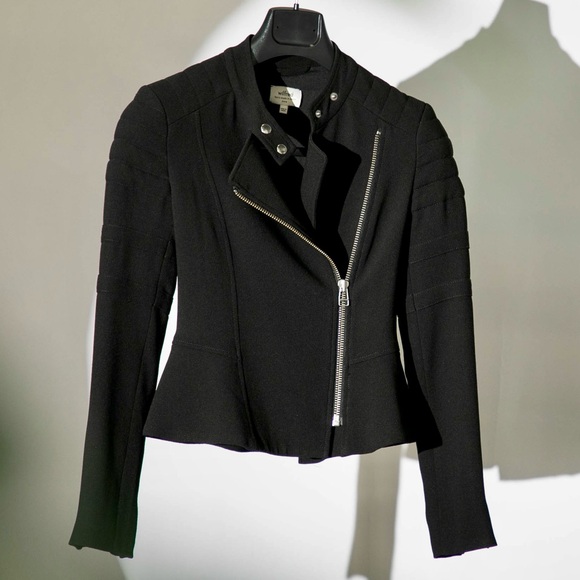 Aritzia Wilfred Montesson Crepe Biker Jacket black, Size 0, Excellent Condition - Picture 5 of 10